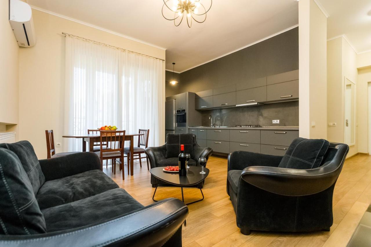 New!-Downtown Apartment Ll Тбілісі Екстер'єр фото