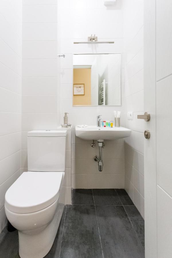 New!-Downtown Apartment Ll Тбілісі Екстер'єр фото
